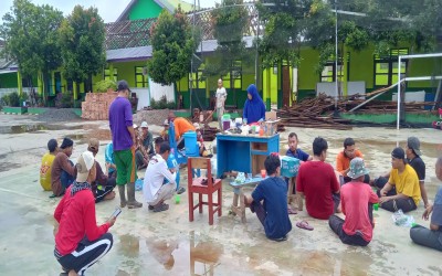 Gotong Royong Amal Jama'i: Wujud Kekuatan Kebersamaan di Pondok Pesantren Nurul Hikmah